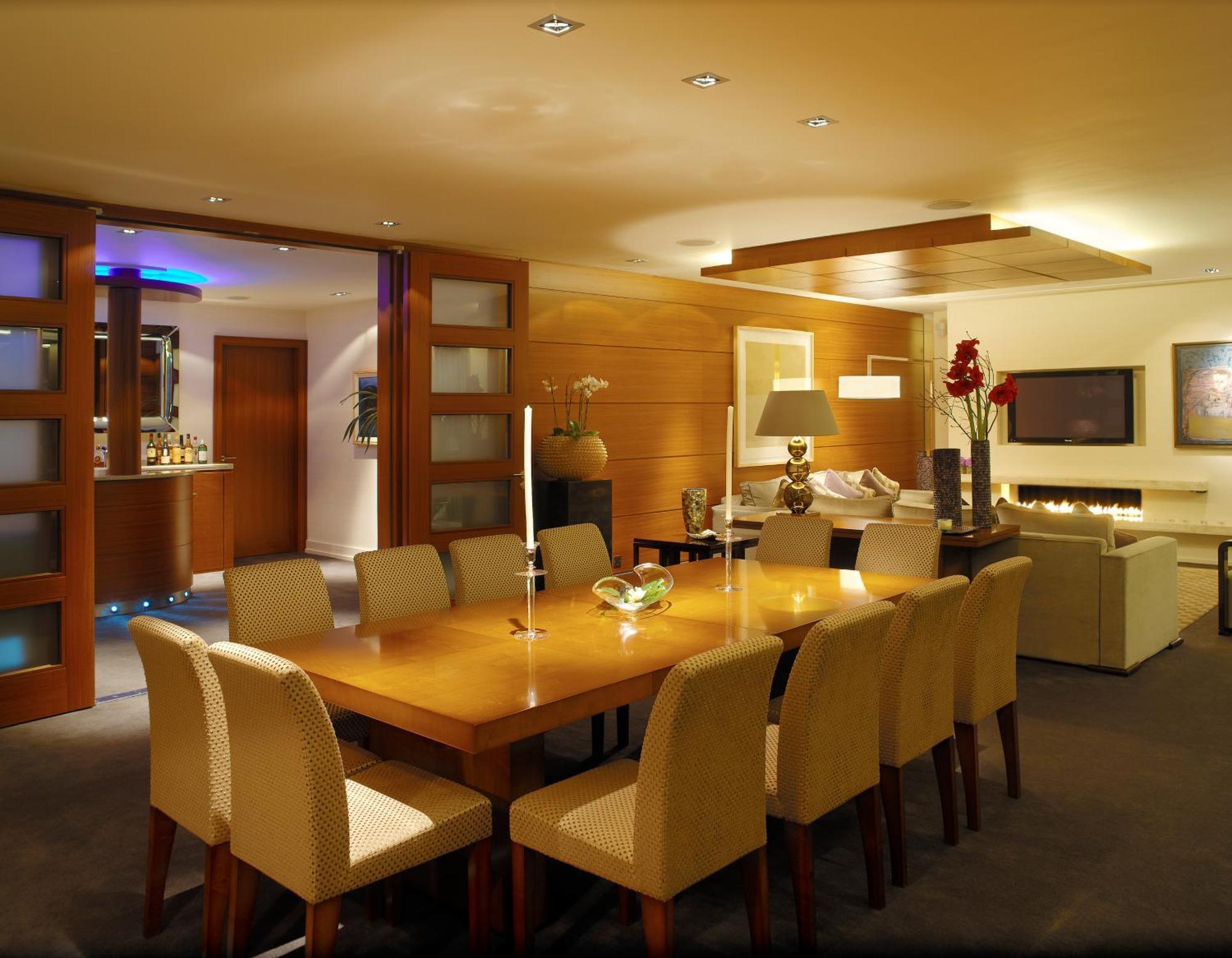 Aghadoe Heights Hotel & Spa Κιλάρνεϊ Δωμάτιο φωτογραφία The interior of the British Airways Concorde Room