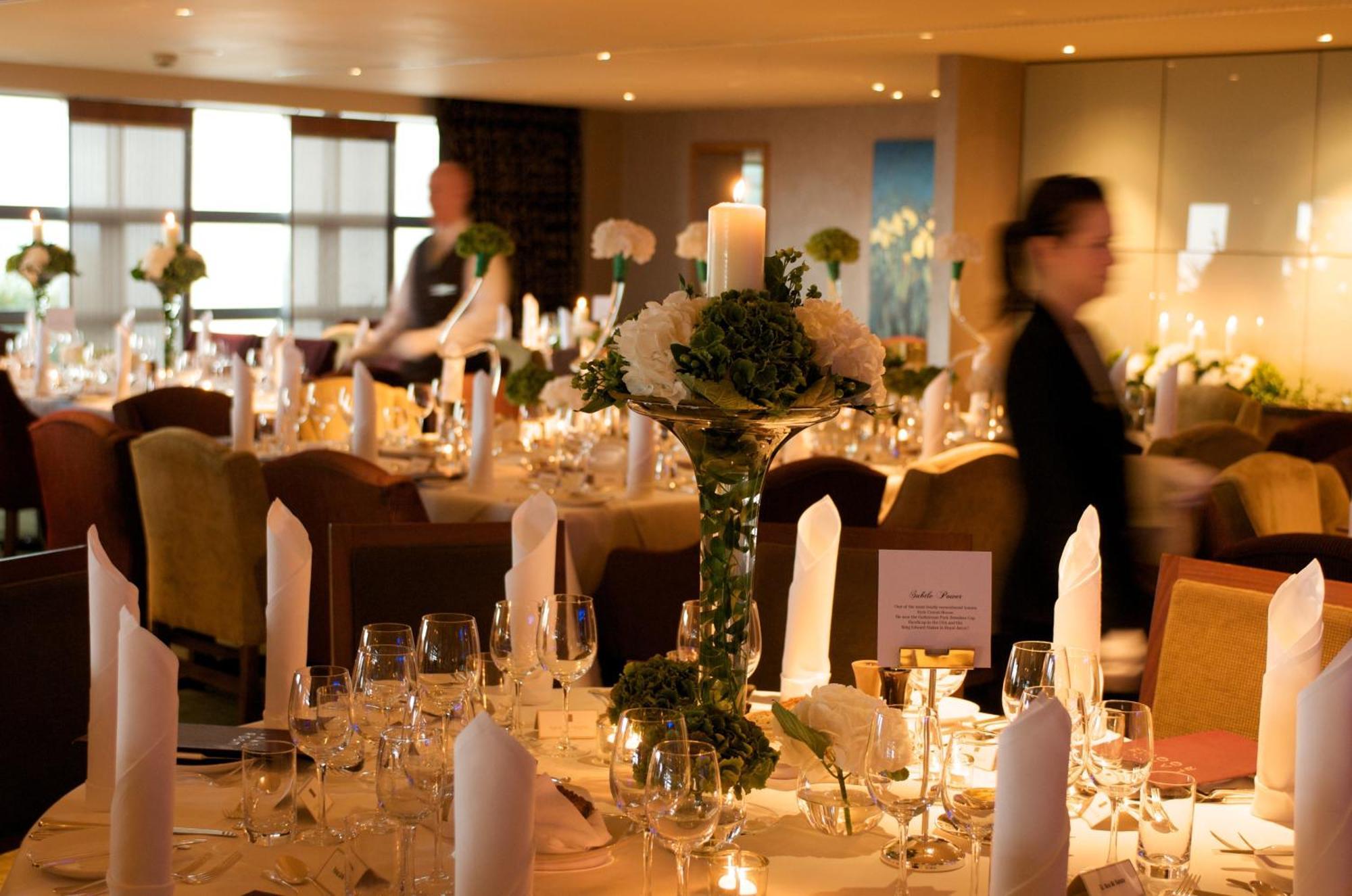 Aghadoe Heights Hotel & Spa Κιλάρνεϊ Εξωτερικό φωτογραφία A wedding reception at the InterContinental London