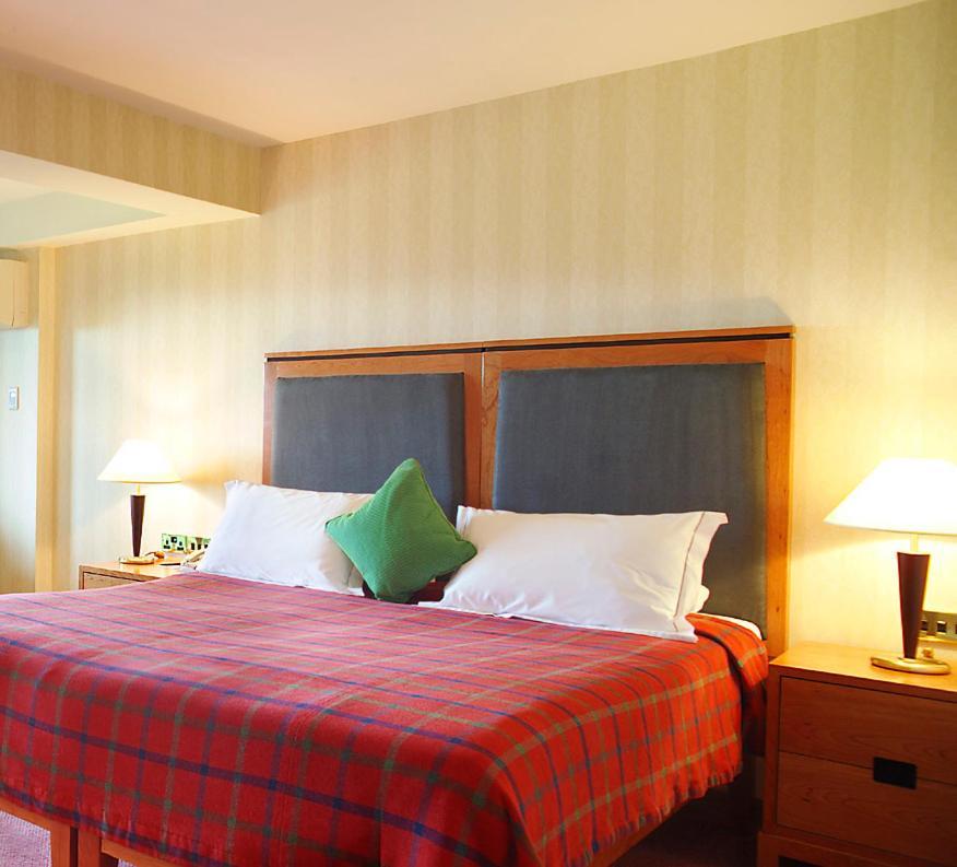 Aghadoe Heights Hotel & Spa Κιλάρνεϊ Εξωτερικό φωτογραφία A bedroom at the hotel