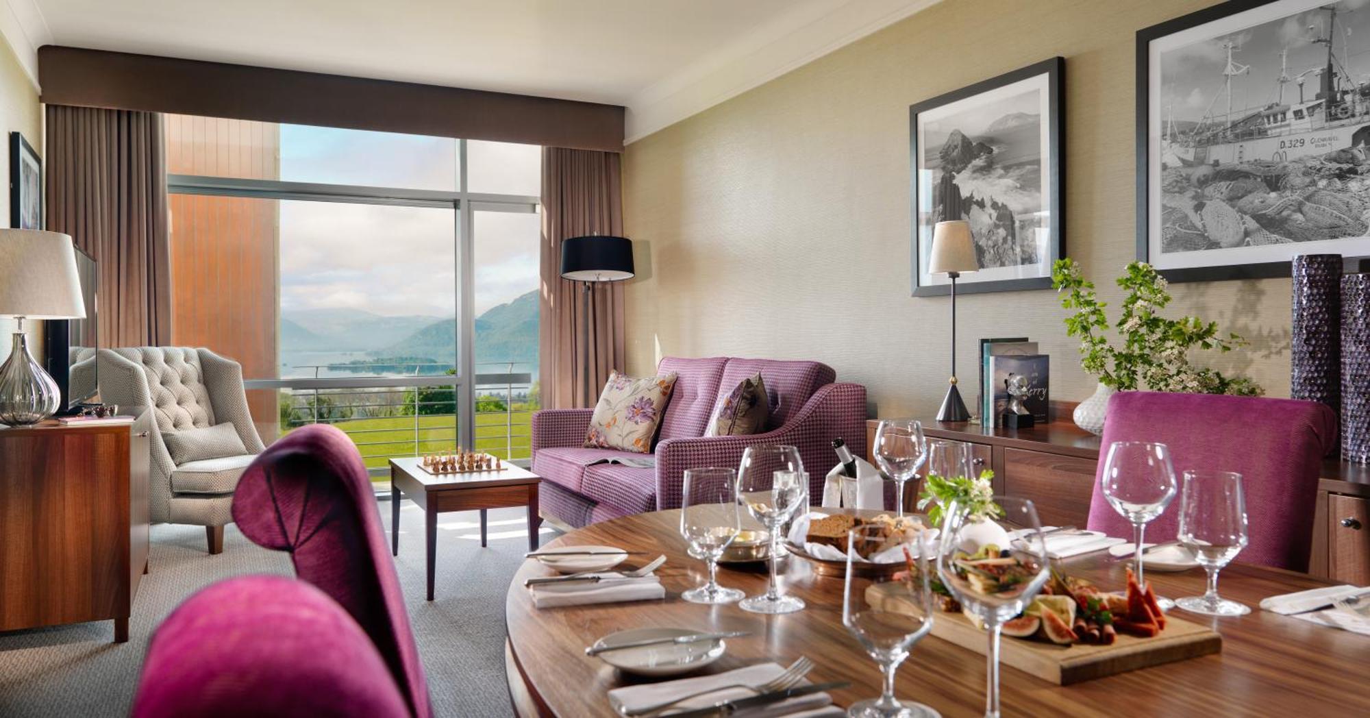 Aghadoe Heights Hotel & Spa Κιλάρνεϊ Εξωτερικό φωτογραφία The interior of a suite at the Killarney International Hotel