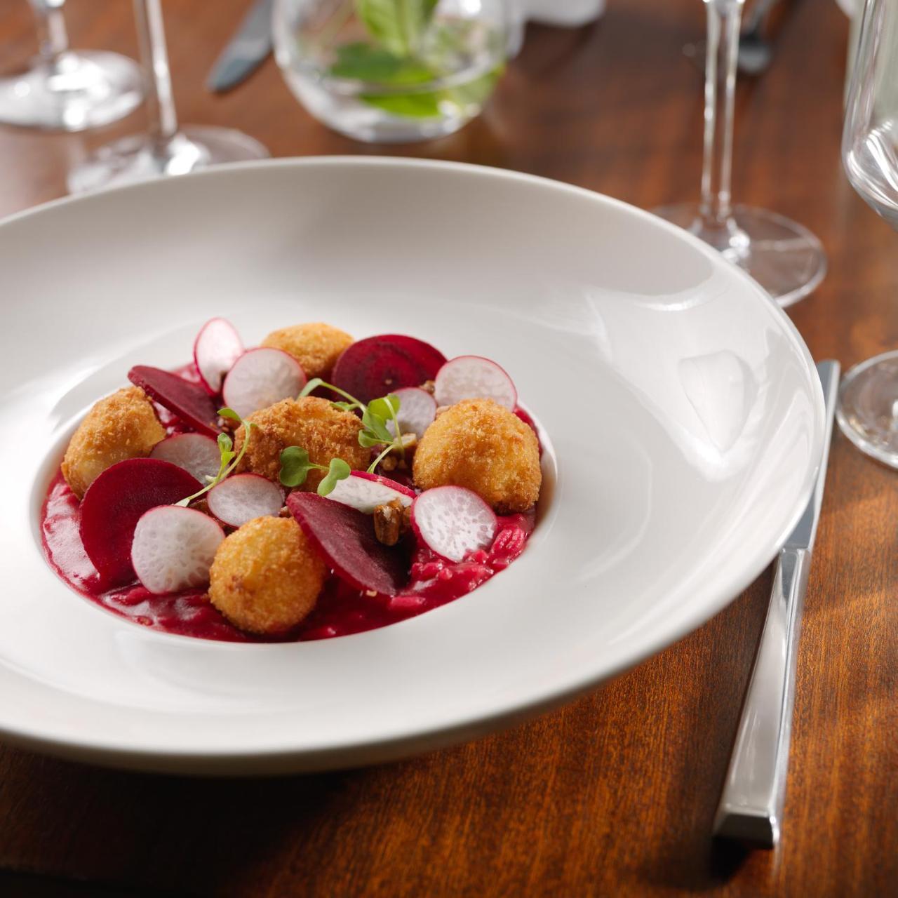 Aghadoe Heights Hotel & Spa Κιλάρνεϊ Εξωτερικό φωτογραφία A beetroot and goat's cheese salad